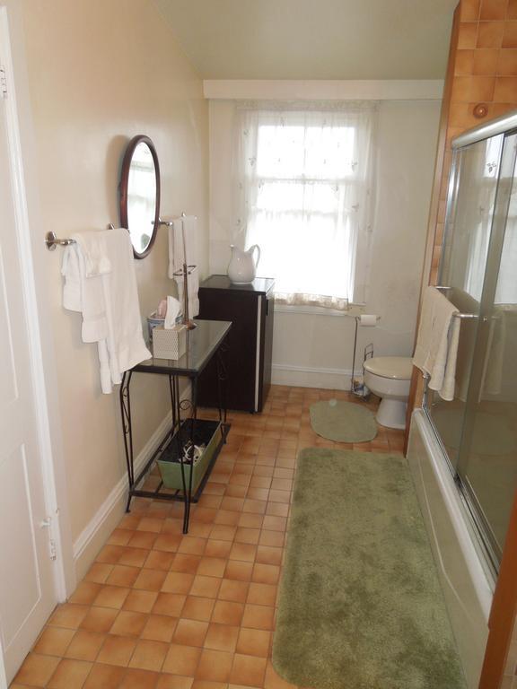 Couette-café Victorian Of Staten Island 4*